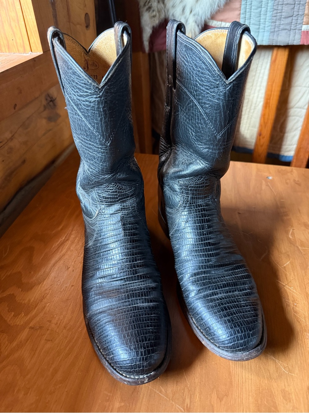Women’s Justin’s Black Leather Western Boots